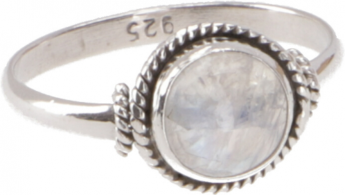 Boho silver ring, filigree gemstone ring with round stone - moonstone - 1x1 cm