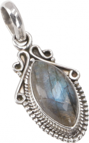 Boho silver pendant, Indian chain pendant made of silver - labradorite - 3,5x1,5 cm