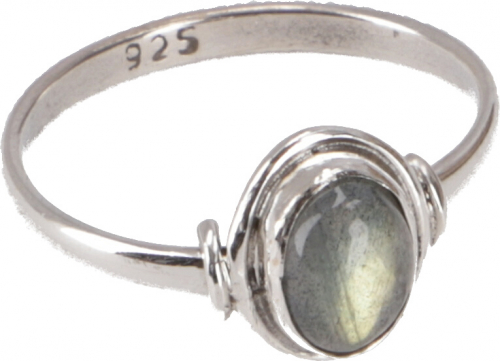 Boho silver ring, filigree gemstone ring - labradorite - 1x0,8 cm