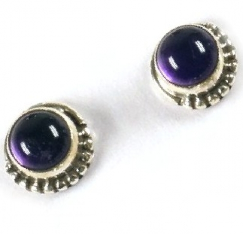 Indian silver stud earrings, round boho stud earrings with embellishment - amethyst 0,8 cm