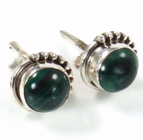 Indian silver stud earrings, round boho stud earrings with embellishment - malachite 0,8 cm