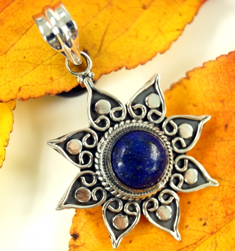 Ethno silver pendant, Brazilian sun pendant - lapis lazulite 3 cm