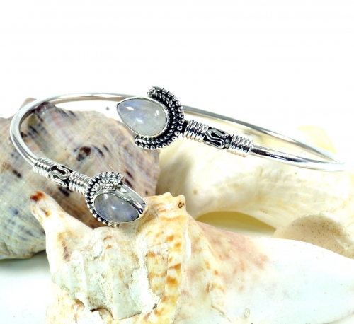 Silver boho bangle, genuine silver bangle with semi-precious stone - moonstone model 1 - 5x7 cm