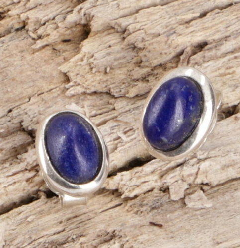 Indian silver stud earrings, oval boho stud earrings - lapis lazulite - 0,8x0,5 cm