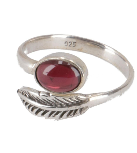 Filigree silver ring with gemstone, Indian silver ring - garnet