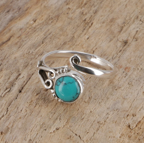 Filigree silver ring with gemstone, sun/moon ring, Indian silver ring -