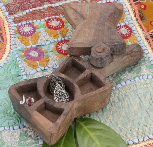 Alte indische Tikka Box, Unikat, Holzschachtel zur Aufbewahrung, Gewrzdose - Modell 4 - 4x23x10 cm 