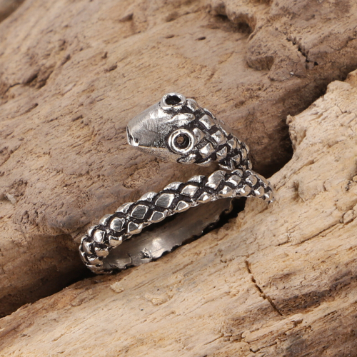 Snake ring, silver-colored ring with cobra from India - 0,4 cm 2 cm