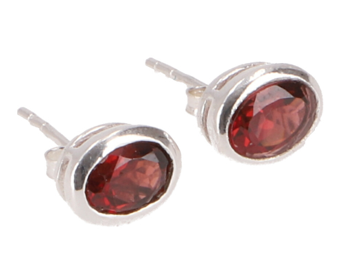 Oval silver earrings, sterling silver stud earrings - garnet - 1x0,8 cm