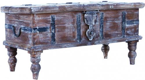 Antike Holzbox, Holztruhe, Couchtisch, Kaffeetisch aus Massivholz, aufwndig verziert - Modell 24 - 41x83x37 cm 