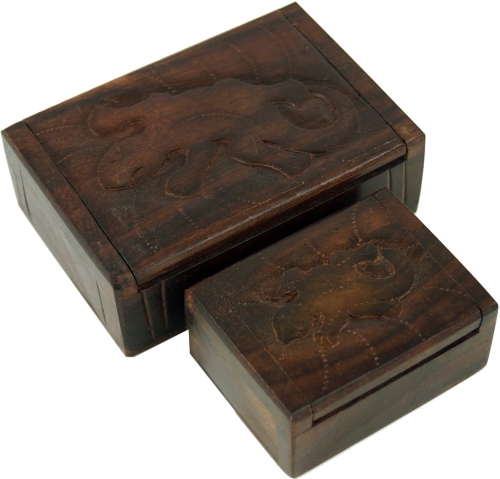 Carved wooden box, treasure chest, jewelry box in 2 sizes - Gecko