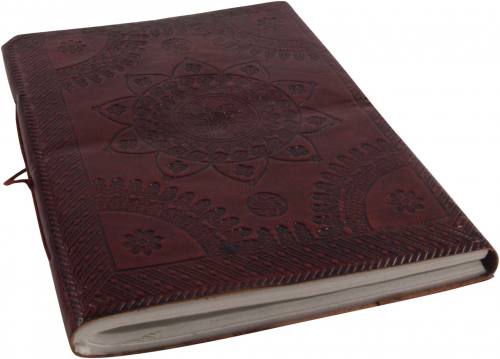 Dnnes Notizbuch mit Ledereinband - verzierter Einband 12*17 cm