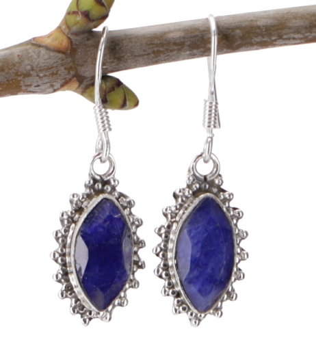 Indian silver earrings, filigree ethno earrings, boho ornament earrings - sapphire - 2x1x0,6 cm 