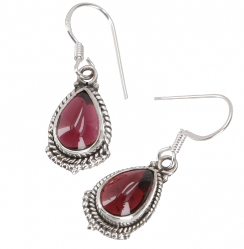 Drop-shaped Indian silver earrings, boho earrings - garnet - 2,5x1 cm