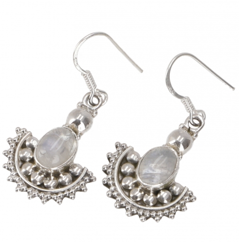Filigree boho silver earrings, indian earrings - moonstone - 3x1,3 cm