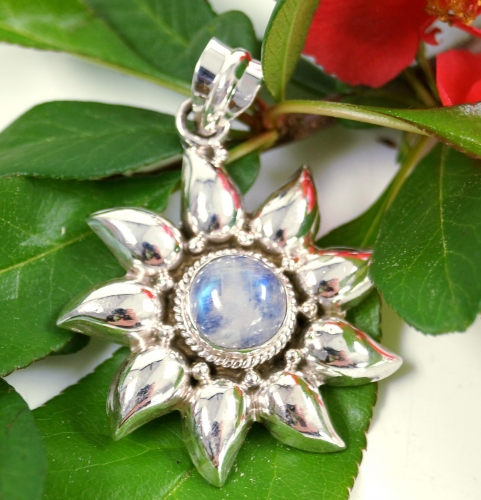 Ethno silver pendant, Indian sun pendant - white moonstone 3 cm