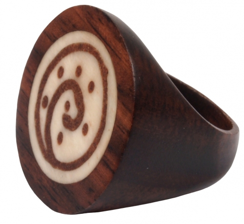 Hand-carved wooden ring with engraved shell inlay - model 6