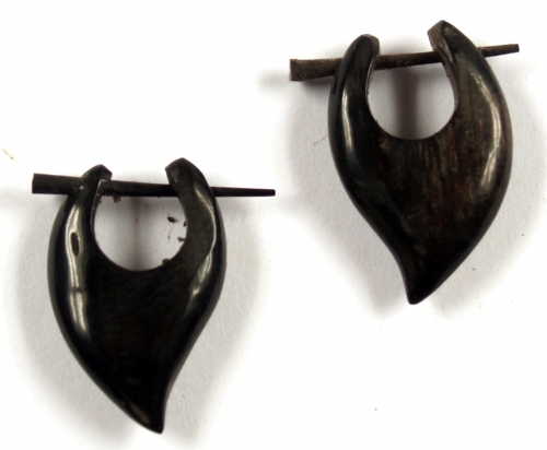 Horn earring- 10 - 2,5x1,5x0,5 cm 