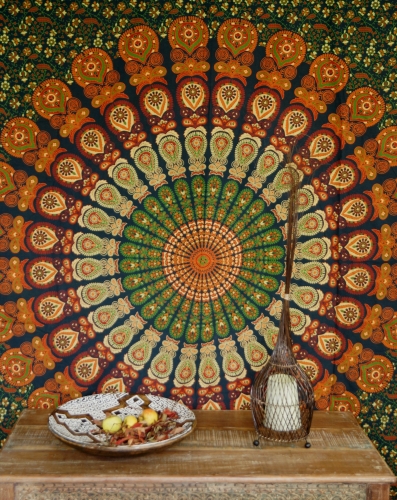 Boho-style wall hanging, Indian bedspread mandala print- green/orange - 220x205x0,2 cm 