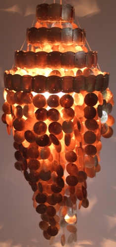 Deckenlampe / Deckenleuchte, Muschelleuchte aus hunderten Capiz, Perlmutt Plttchen - Modell Sakawa 90 cm gold