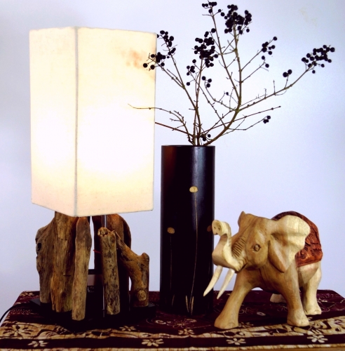 Tischleuchte / Tischlampe, in Bali handgemachtes Unikat aus Naturmaterial, Treibholz, Baumwolle - Modell Kinshasa - 52x17x17 cm 