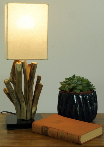 Tischleuchte / Tischlampe Vigo, Treibholz, Baumwolle, in Bali handgemacht aus Naturmaterial - Modell Vigo - 43x15x15 cm 