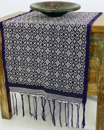 Traditionelles handgewebtes Ikat Tuch, Tischlufer, Tischdecke aus Sumba, 125 x 45cm - Motiv 10
