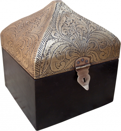 Turret treasure chest, wooden box, jewelry box in 3 sizes - model 2