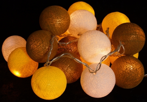 Stoff Ball Lichterkette, LED Kugel Lampion Lichterkette - gelb/braun/wei - 7x7x350 cm  7 cm