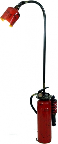 Stehlampe / Stehleuchte, Industrial Style in 2 Gren, Upcycling Lichtobjekt aus Altmetall - Modell Fire-Fighter - 120x30x17 cm 