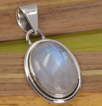 Ethno silver pendant, oval Indian boho chain pendant - moonstone