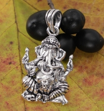 Amulet `sitting Ganesha`, silver brass chain pendant - model 3