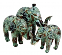 Geschnitzter Elefant in 3 Größen - grün