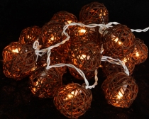 Rattan Ball LED Kugel Lampion Lichterkette - braun